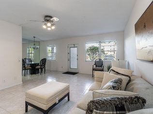 1071 Guildford Dr #D, Boca Raton, FL 33434