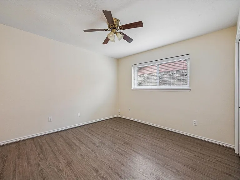 103 Brigadoon Ln — Photo 14