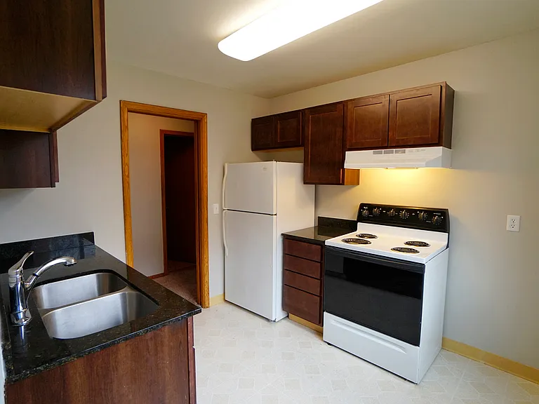 Como Lake Estates — Photo 12