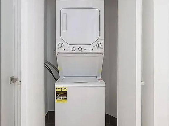 4th image of 127 E 36th St APT 4B