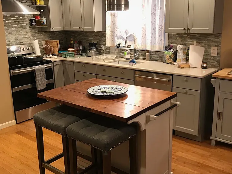 303 Lexington St #303 — Photo 1