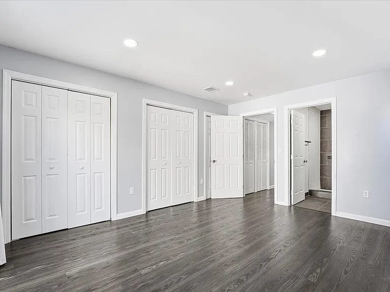 225 Freeman Ave #1 — Photo 13