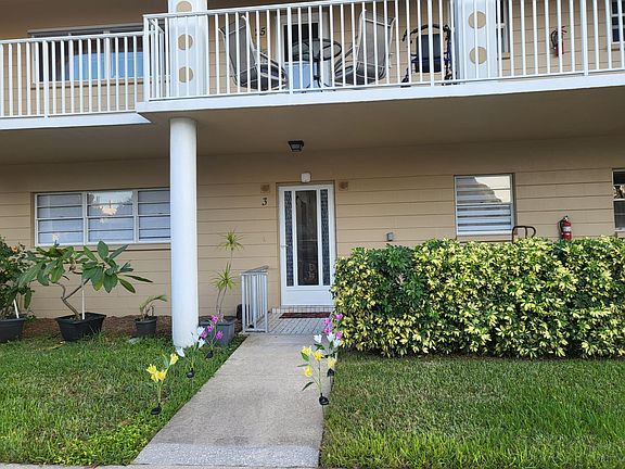 2nd image of 2321 Ecuadorian Way APT 3