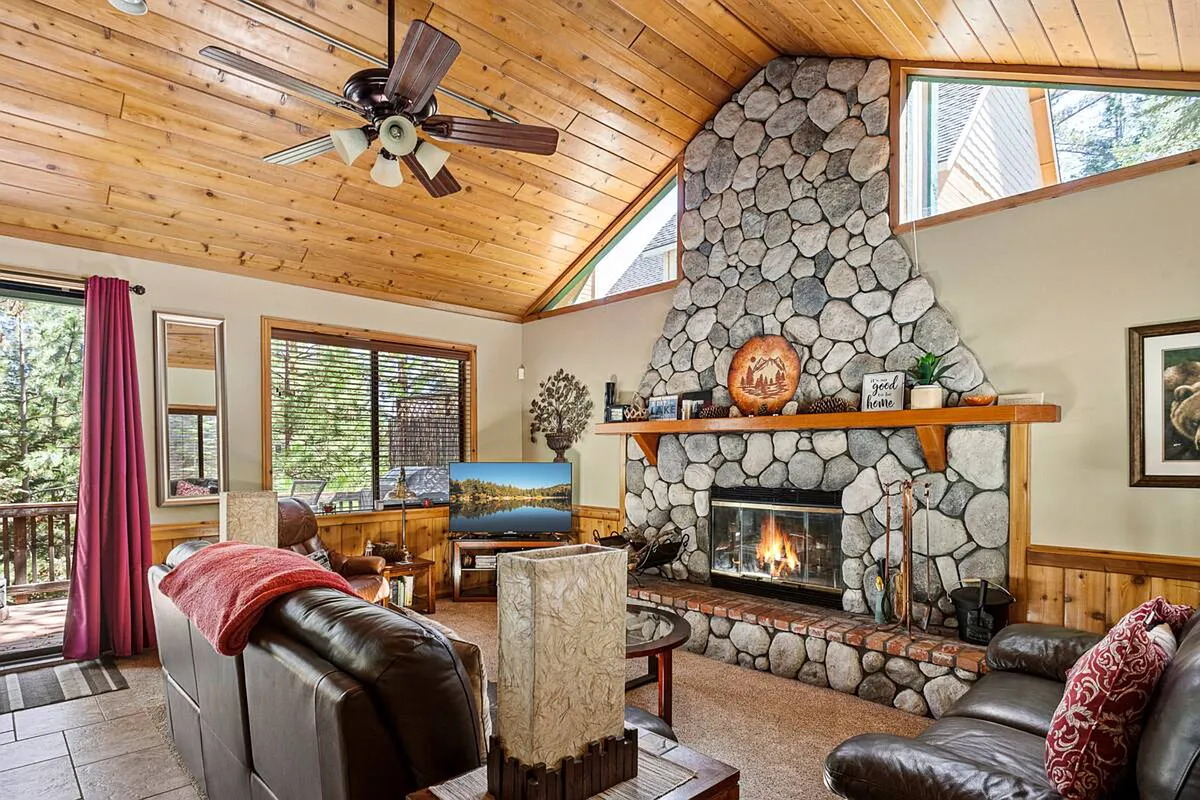 Building Photo - 655 Sutter Ln