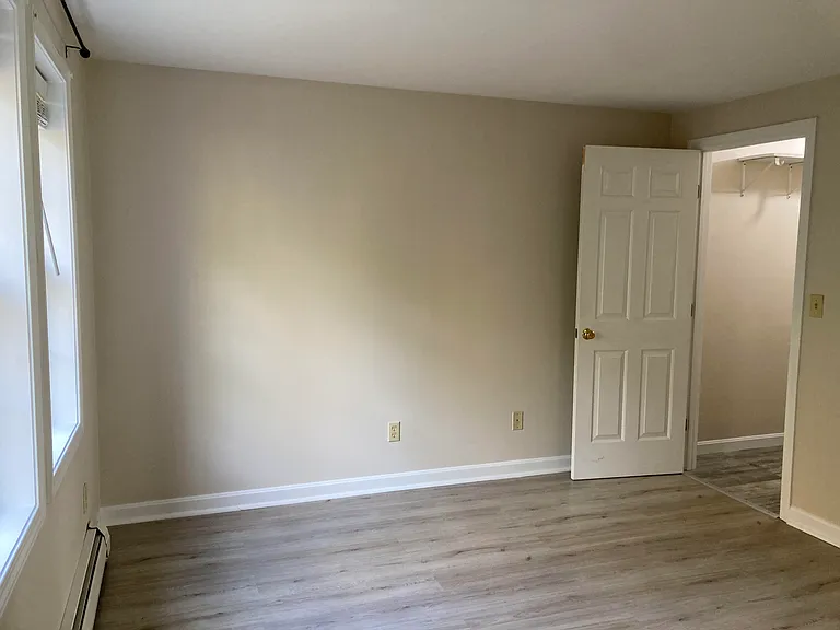 139 Heath Rd #B — Photo 8