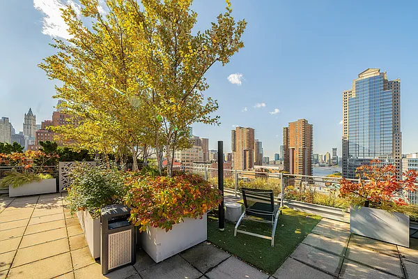 Sold by Brown Harris Stevens | media 13