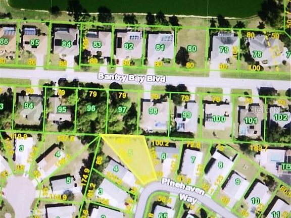 3rd image of 9066 Pinehaven Way