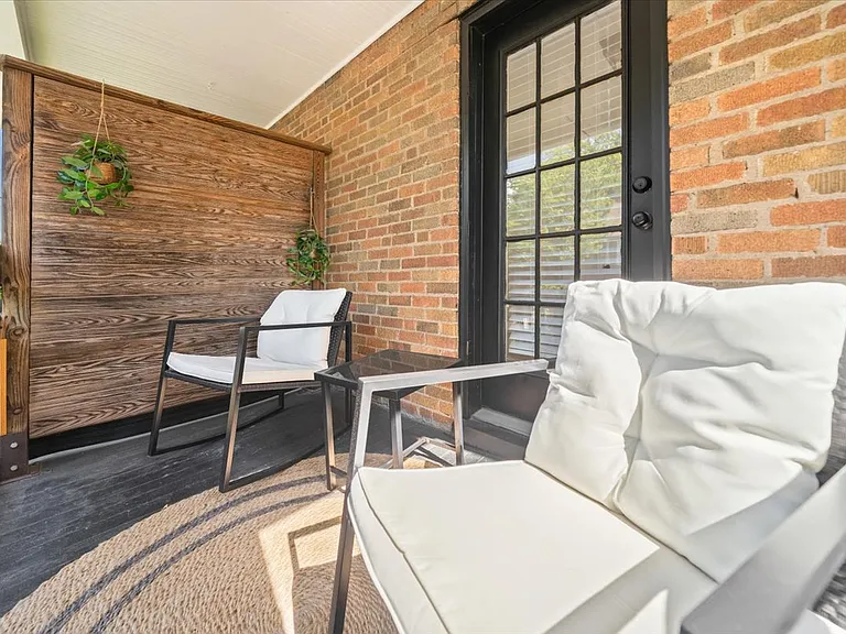 1111 W 41st St #2W — Photo 20