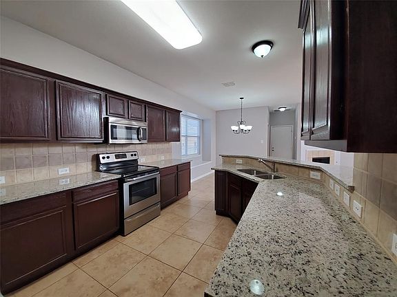 4th image of 6117 Dark Forest Dr