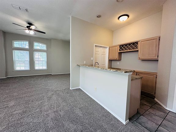 3rd image of 2908 Forest Creek Dr