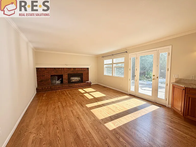 6346 S Jersey Ct — Photo 8