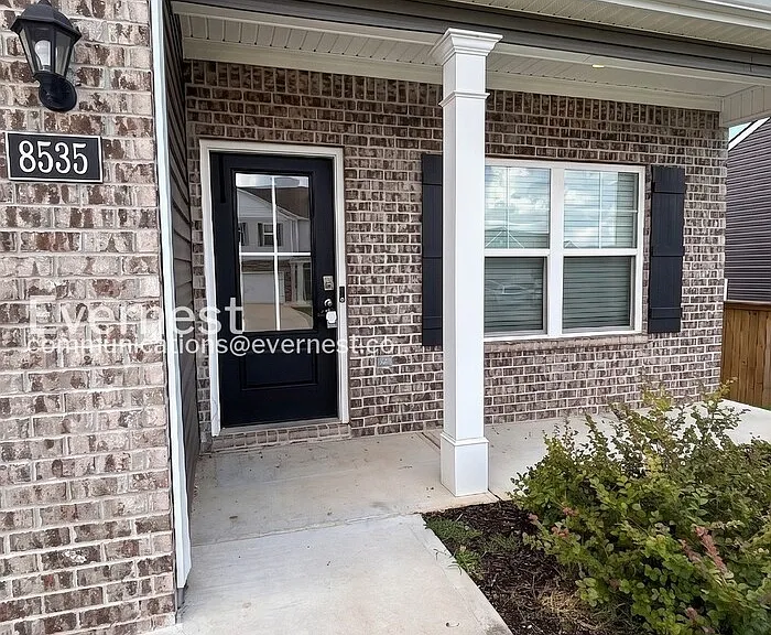 8535 Raspberry Way — Photo 2