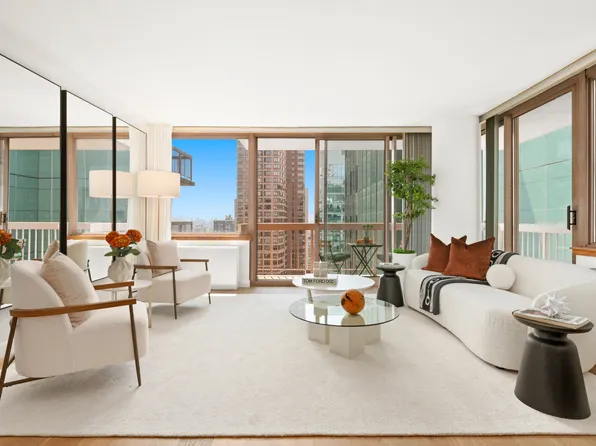 235 East 40th Street image 3 of 20