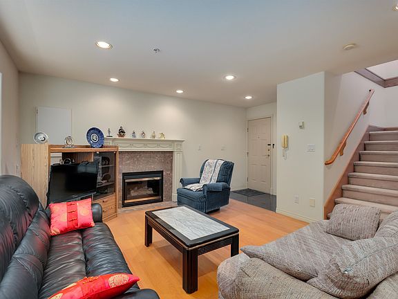 5th image of 8369 Shaughnessy St