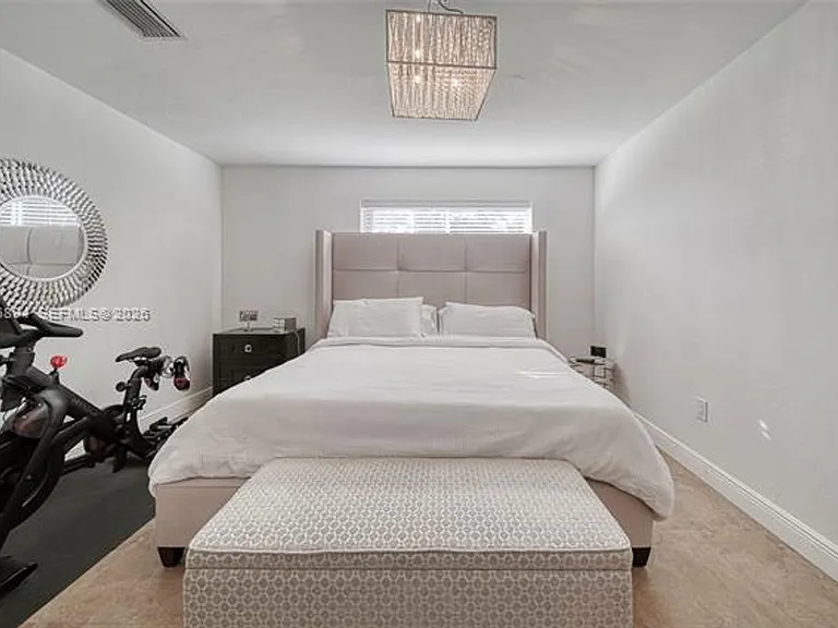 10600 SW 80th Ct — Photo 24