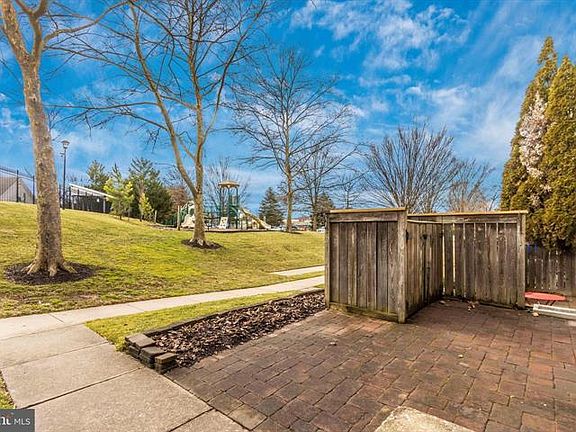 3rd image of 18917 Highstream Dr #1