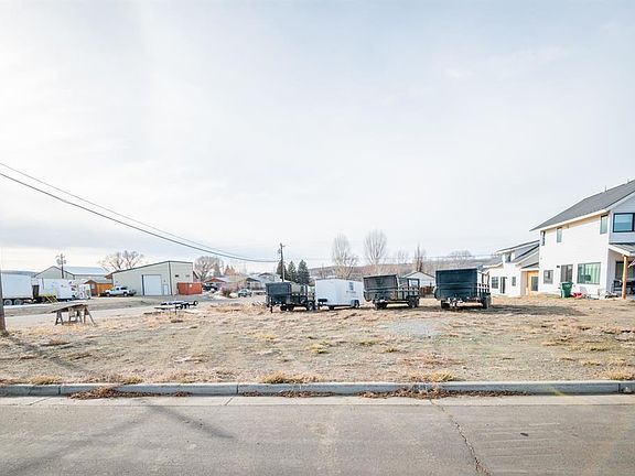 2nd image of 419 S Boulevard Street
