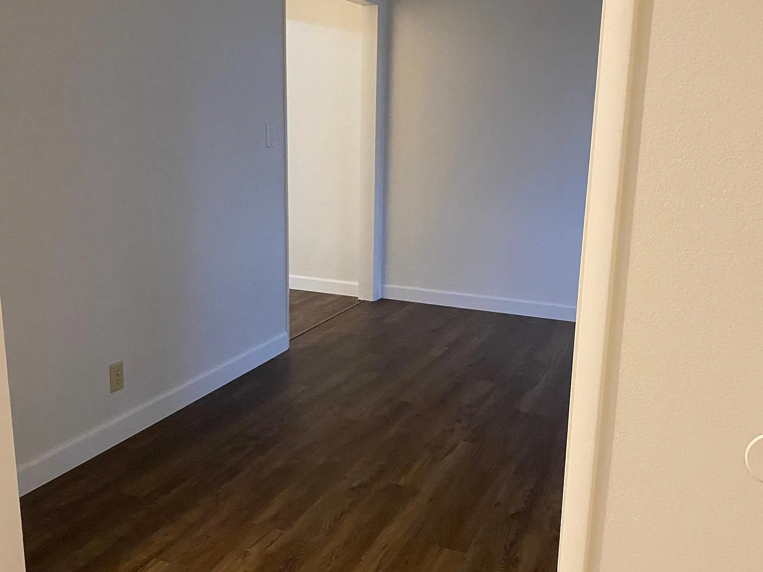 3 bed, 1904 sqft, $2,400 — Photo 2
