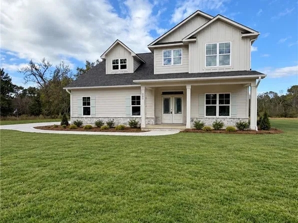 6625 River Rd, Fuquay Varina, NC 27526