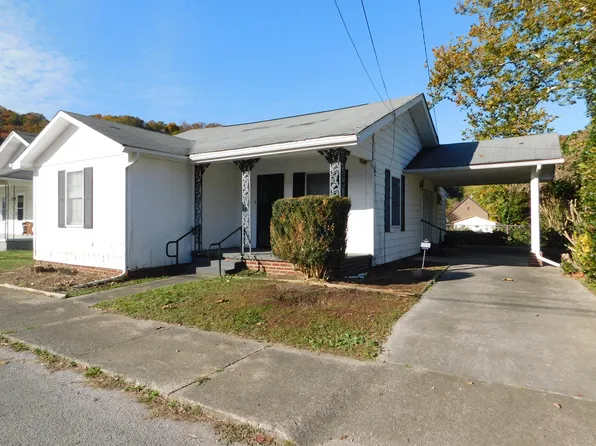 110 Chad St, Loyall, KY 40854