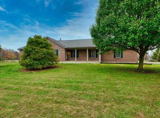 715 Waynoka Dr, Lake Waynoka, OH 45171
