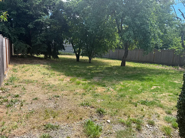 1217 S Durango St — Photo 28
