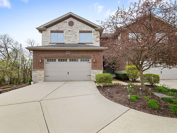 2nd image of 2211 Maple Hill Ct