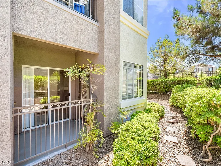 9050 W Warm Springs Rd #1159 — Photo 23