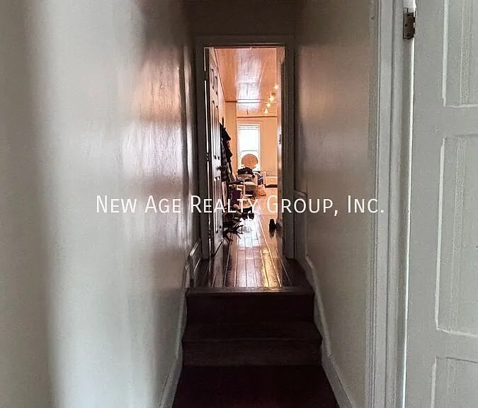 32 S 40th St #2 — Photo 5