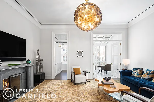 Sold by Leslie J. Garfield | media 8