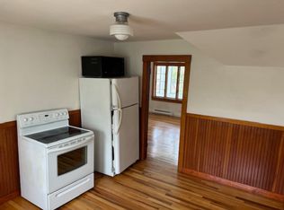 26 5th Ave #2, Webster, MA 01570