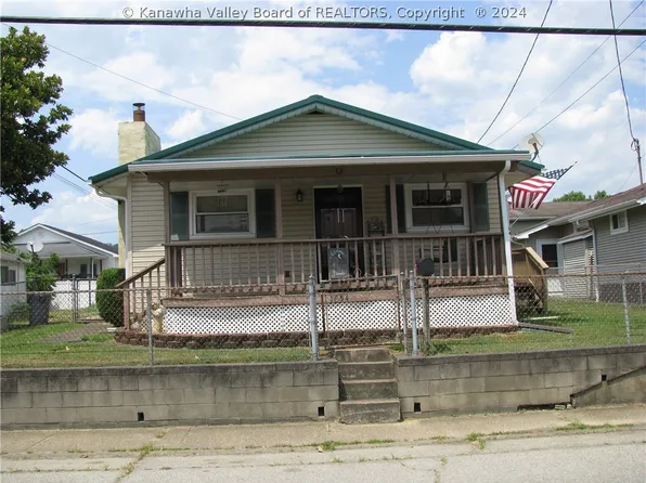 1654 Washington Ave, Saint Albans, WV 25177