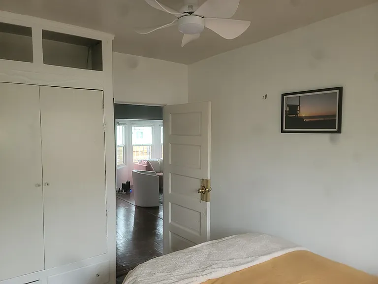 8703 Baring Cross St — Photo 6
