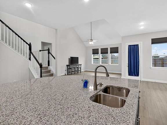 5th image of 2525 Bramber Dr