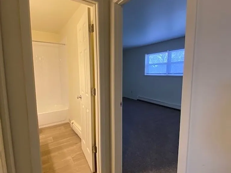 State Place Apartment Homes — Photo 79