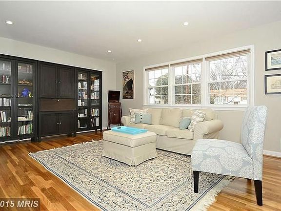 4th image of 5611 Hereford Ct