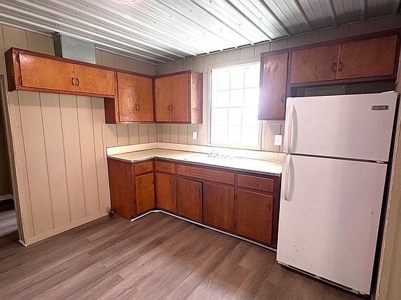 3rd image of 313 Frazier Ave