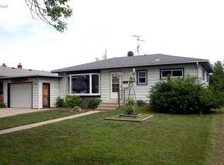 1204 16th St N, Moorhead, MN 56560
