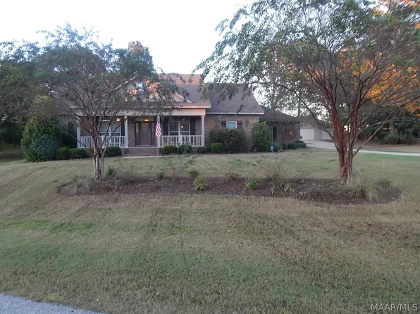 310 Hunters Rdg, Tallassee, AL 36078
