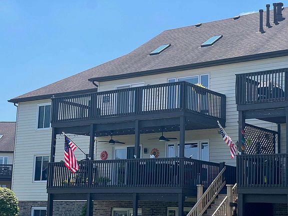 4th image of 5065 Spinnaker Ln Unit D