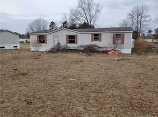 7308 Hypony Trl, Parkton, NC 28371
