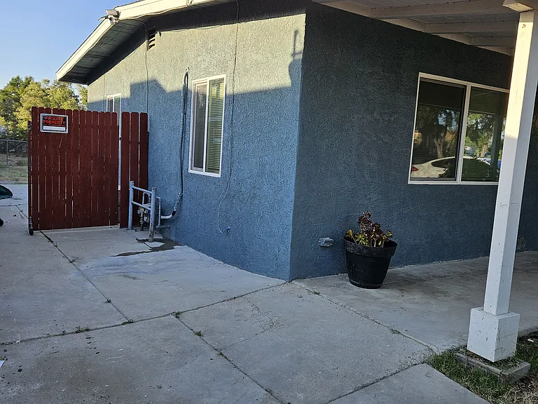 E Whittier Ave — Photo 8