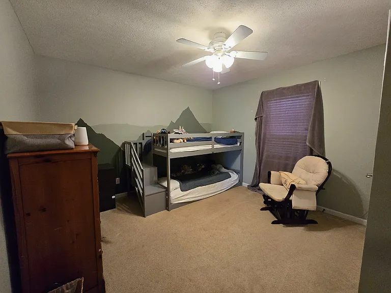 594 Mountain View Dr — Photo 10