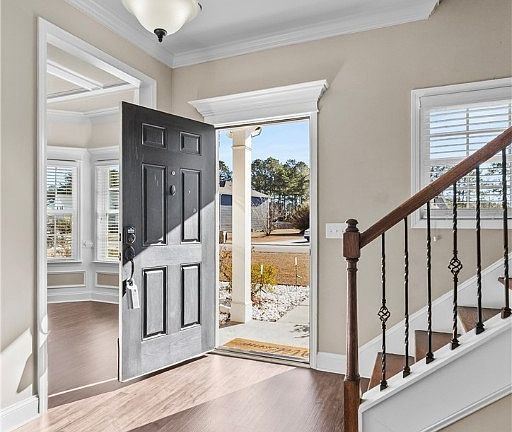 4th image of 330 Wicklow Drive