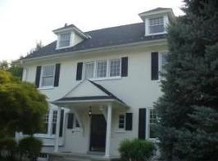 5810 Main St, East Petersburg, PA 17520