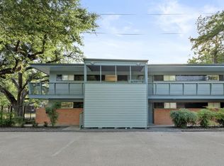 217 E 12th St #4, Houston, TX 77051