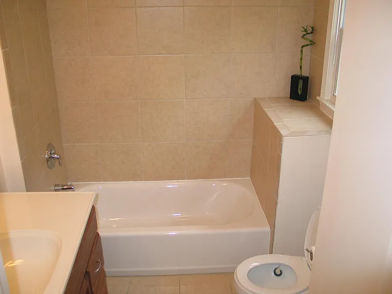 124 E Barnes Ave — Photo 9
