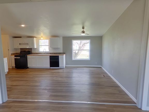 3rd image of 2320 E Macarthur Rd Lot A37