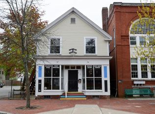 60 Friend St #2, Amesbury, MA 01913