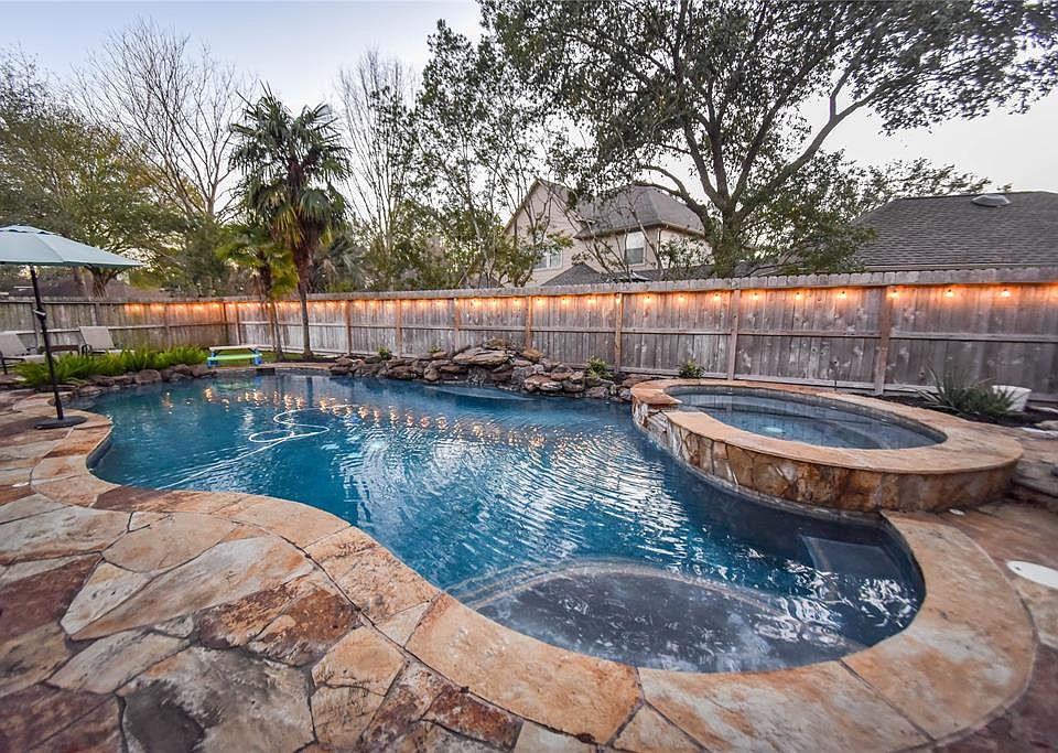 1st image of 14435 Meadow Estates Ln